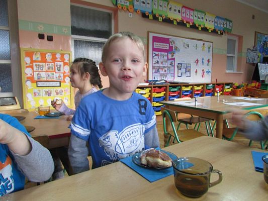 Grafika #7: 04.02.2016 - Tłusty Czwartek