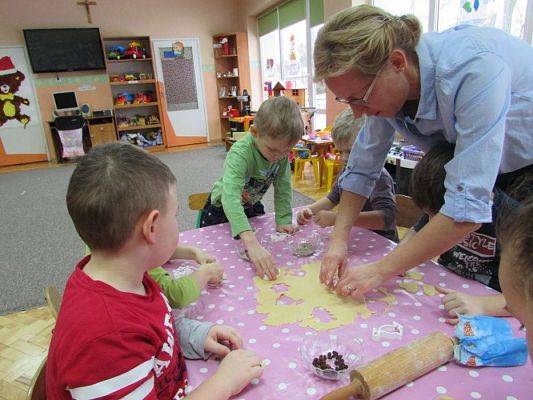 Grafika #4: 14.01.2016 - Pieczemy ciasteczka dla babci i dziadka-Starszaki