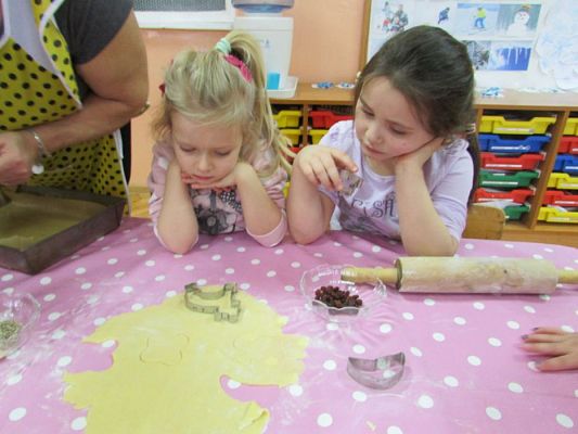 Grafika #5: 14.01.2016 - Pieczemy ciasteczka dla babci i dziadka-Starszaki