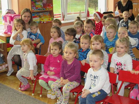 Grafika #7: 04.12.2015 - Przedstawienie "Królewna Śnieżka"