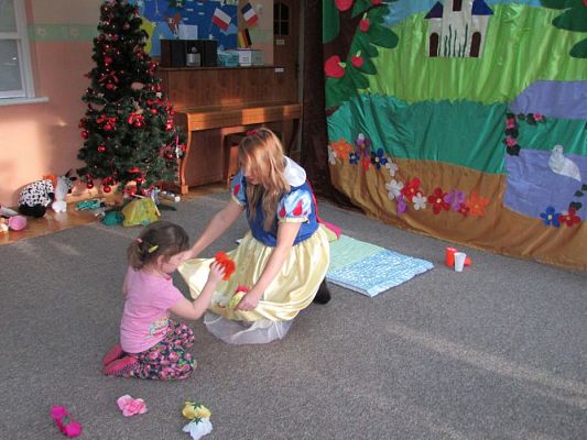 Grafika #10: 04.12.2015 - Przedstawienie "Królewna Śnieżka"