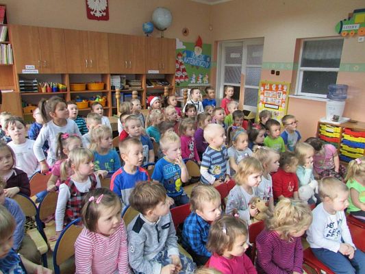 Grafika #13: 04.12.2015 - Przedstawienie "Królewna Śnieżka"