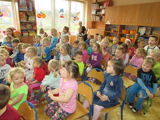 Grafika #29: 04.12.2015 - Przedstawienie "Królewna Śnieżka"