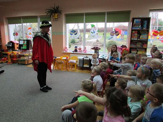 Grafika #55: 04.12.2015 - Przedstawienie "Królewna Śnieżka"