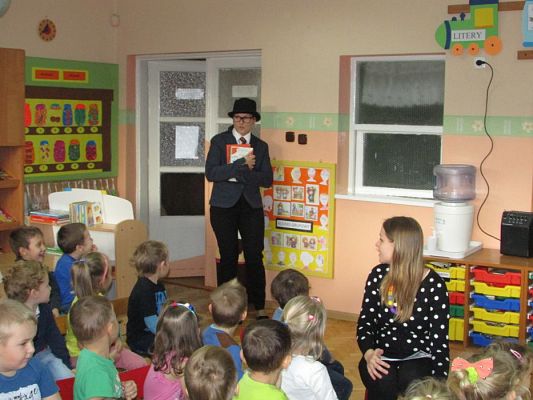 Grafika #12: 19.11.2015 Konkurs recytatorski "Z Janem Brzechwą o zdrowiu"