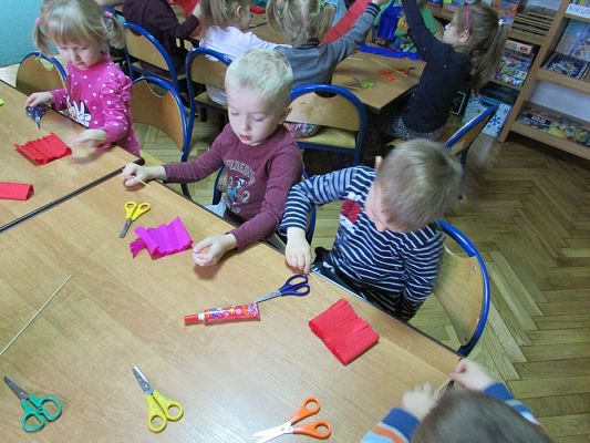 Grafika #2: 05.11.2015 Warsztaty z papieroplastyki w gr.II