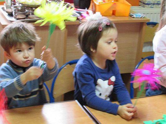 Grafika #16: 05.11.2015 Warsztaty z papieroplastyki w gr.II