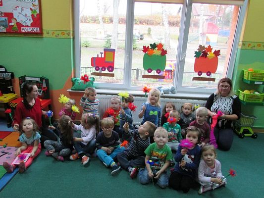 Grafika #20: 05.11.2015 Warsztaty z papieroplastyki w gr.II