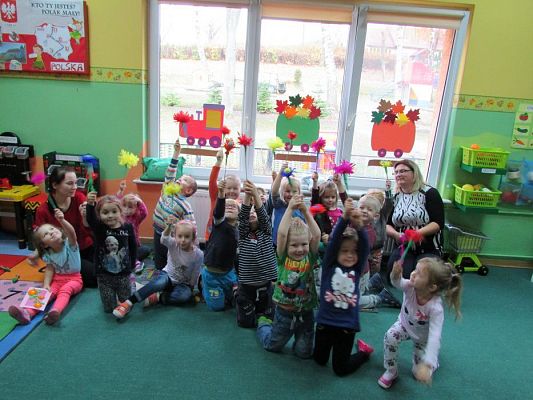 Grafika #21: 05.11.2015 Warsztaty z papieroplastyki w gr.II