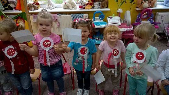 Grafika #12: 10.11.2015 Święto Niepodległości w naszym przedszkolu