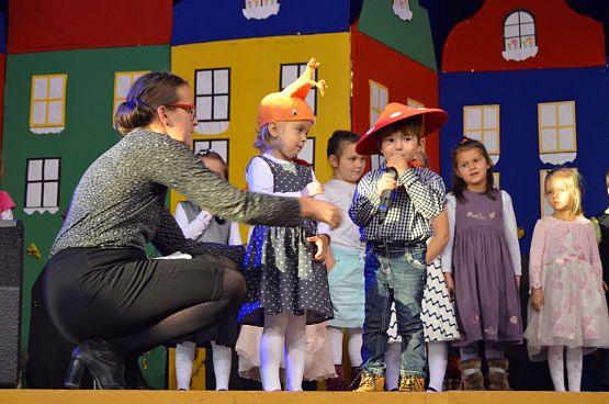 Grafika #3: 8.11.2015 Dzień Seniora GOKiS