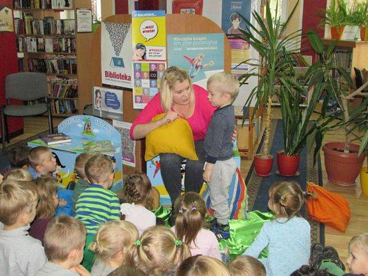 Grafika #25: 04.11.2015 - Warsztaty teatralne w Bibliotece Gminnej w Wicku