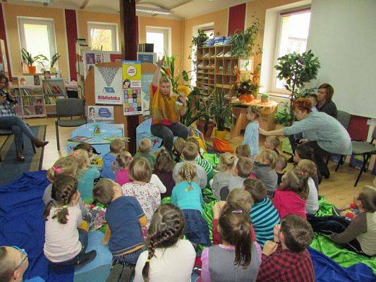 Grafika #30: 04.11.2015 - Warsztaty teatralne w Bibliotece Gminnej w Wicku