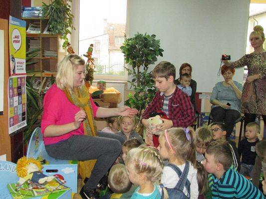 Grafika #47: 04.11.2015 - Warsztaty teatralne w Bibliotece Gminnej w Wicku