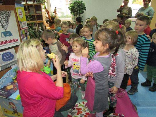 Grafika #51: 04.11.2015 - Warsztaty teatralne w Bibliotece Gminnej w Wicku