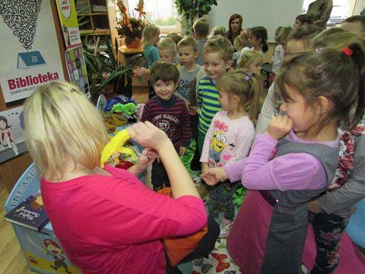 Grafika #52: 04.11.2015 - Warsztaty teatralne w Bibliotece Gminnej w Wicku