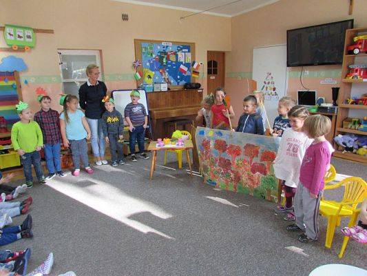 Grafika #37: 27.10.2015 - Warsztaty teatralno-plastyczne "Idzie zima-chudy nie przetrzyma"