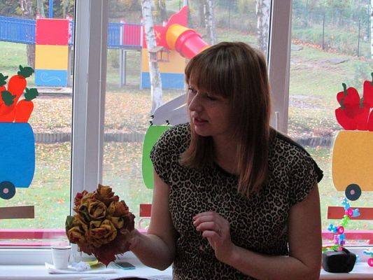 Grafika #8: 20.10.2015-Warsztaty plastyczne pn."Jesienne bukiety z liści"