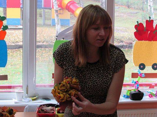 Grafika #9: 20.10.2015-Warsztaty plastyczne pn."Jesienne bukiety z liści"