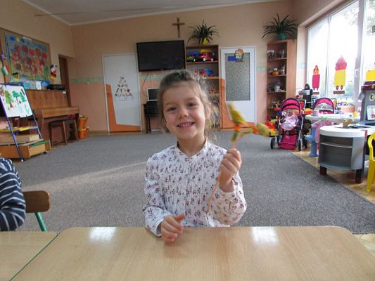 Grafika #25: 20.10.2015-Warsztaty plastyczne pn."Jesienne bukiety z liści"