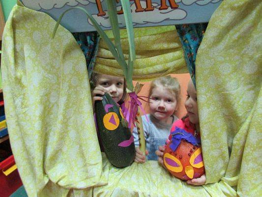 Grafika #12: "Jarzynowe kukiełki" - zabawy głosem