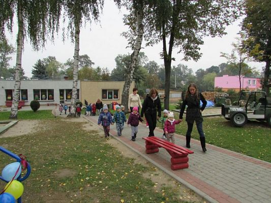 Grafika #3: 14.10.2015 - Otwarcie nowego placu zabaw