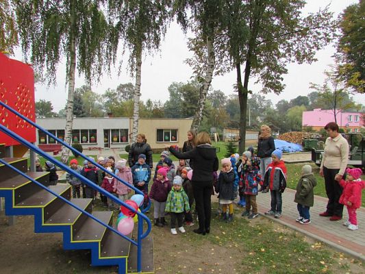 Grafika #11: 14.10.2015 - Otwarcie nowego placu zabaw