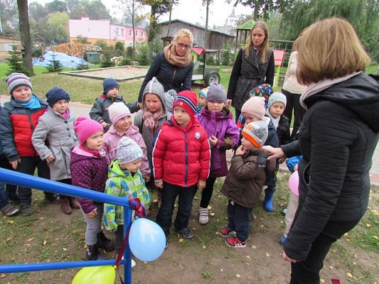 Grafika #14: 14.10.2015 - Otwarcie nowego placu zabaw