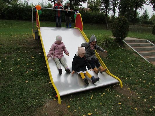 Grafika #25: 14.10.2015 - Otwarcie nowego placu zabaw