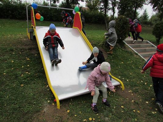 Grafika #27: 14.10.2015 - Otwarcie nowego placu zabaw
