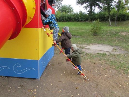 Grafika #37: 14.10.2015 - Otwarcie nowego placu zabaw