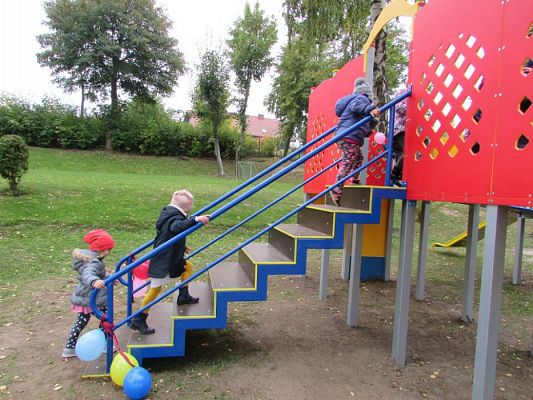 Grafika #40: 14.10.2015 - Otwarcie nowego placu zabaw
