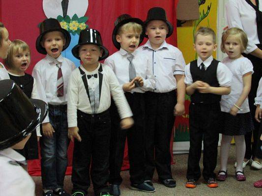 Grafika #19: 13.10.2015-Dzień Edukacji Narodowej, Pasowanie na przedszkolaka cz.II