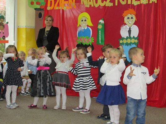 Grafika #24: 13.10.2015-Dzień Edukacji Narodowej, Pasowanie na przedszkolaka cz.II