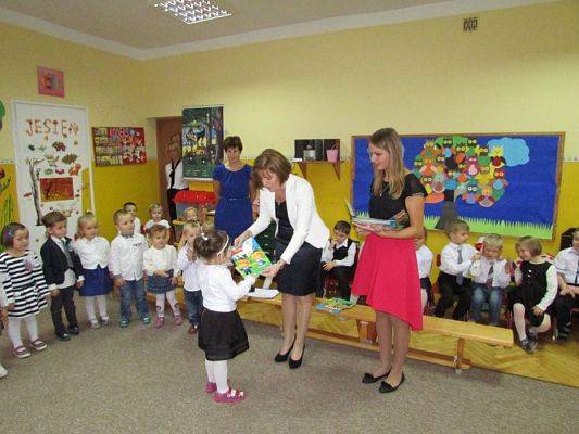 Grafika #38: 13.10.2015-Dzień Edukacji Narodowej, Pasowanie na przedszkolaka cz.II