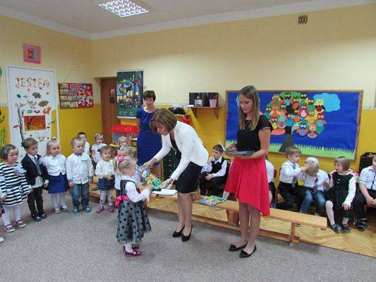 Grafika #39: 13.10.2015-Dzień Edukacji Narodowej, Pasowanie na przedszkolaka cz.II