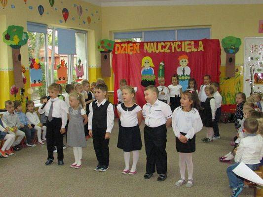 Grafika #58: 13.10.2015-Dzień Edukacji Narodowej, Pasowanie na przedszkolaka cz.I