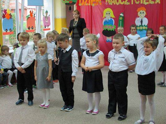 Grafika #60: 13.10.2015-Dzień Edukacji Narodowej, Pasowanie na przedszkolaka cz.I