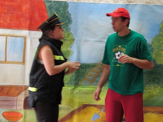 Grafika #11: 12.10.2015 - Przedstawienie teatralne pt. "Wojtek strażak"