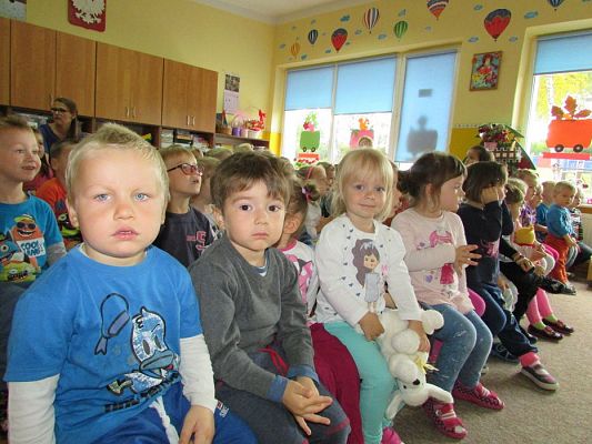 Grafika #12: 12.10.2015 - Przedstawienie teatralne pt. "Wojtek strażak"