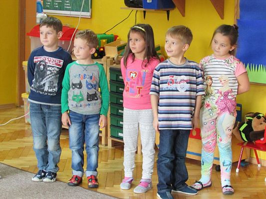 Grafika #25: 12.10.2015 - Przedstawienie teatralne pt. "Wojtek strażak"