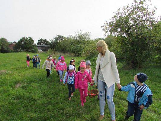 Grafika #2: 23.09.2015 - Wycieczka do sadu