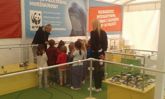 Grafika #4: 11.09.2015 - Interaktywna wystawa klocków Lego w Łebie