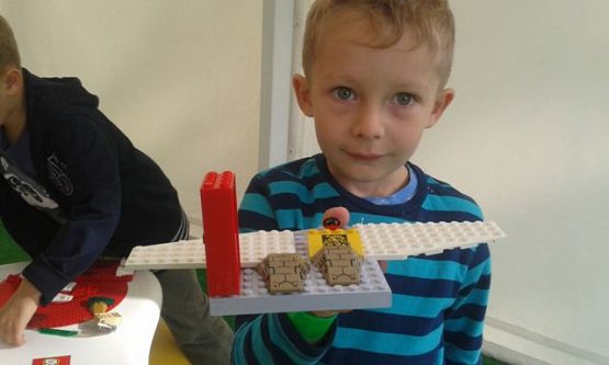 Grafika #18: 11.09.2015 - Interaktywna wystawa klocków Lego w Łebie