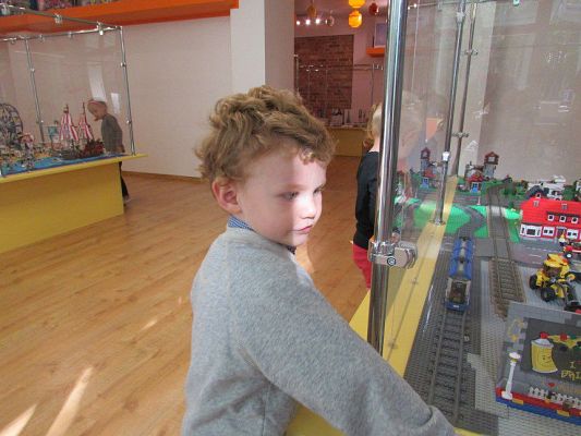 Grafika #36: 11.09.2015 - Interaktywna wystawa klocków Lego w Łebie