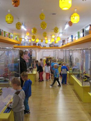 Grafika #51: 11.09.2015 - Interaktywna wystawa klocków Lego w Łebie