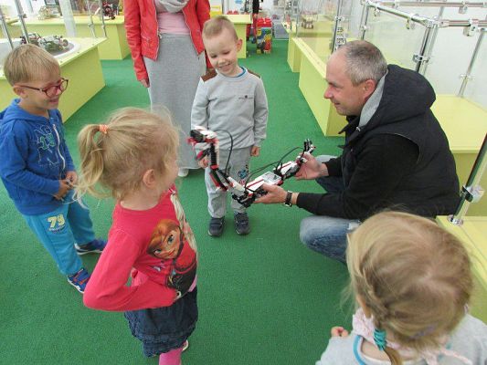 Grafika #66: 11.09.2015 - Interaktywna wystawa klocków Lego w Łebie