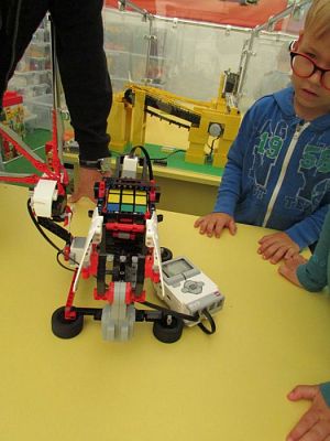 Grafika #73: 11.09.2015 - Interaktywna wystawa klocków Lego w Łebie