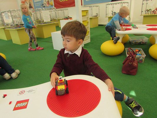Grafika #76: 11.09.2015 - Interaktywna wystawa klocków Lego w Łebie