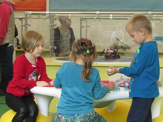 Grafika #82: 11.09.2015 - Interaktywna wystawa klocków Lego w Łebie